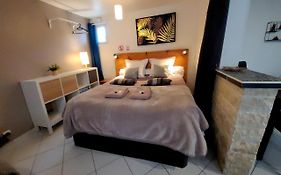 Ravissant studio privé 2 pièces Le Cosy tout équipé