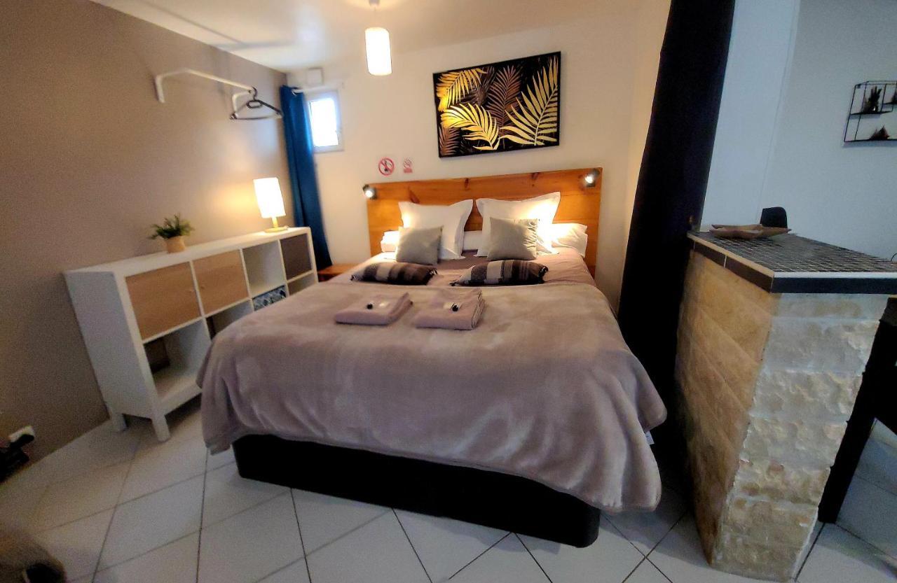 Ravissant studio privé 2 pièces Le Cosy tout équipé Monchy-Saint-Eloi Extérieur photo